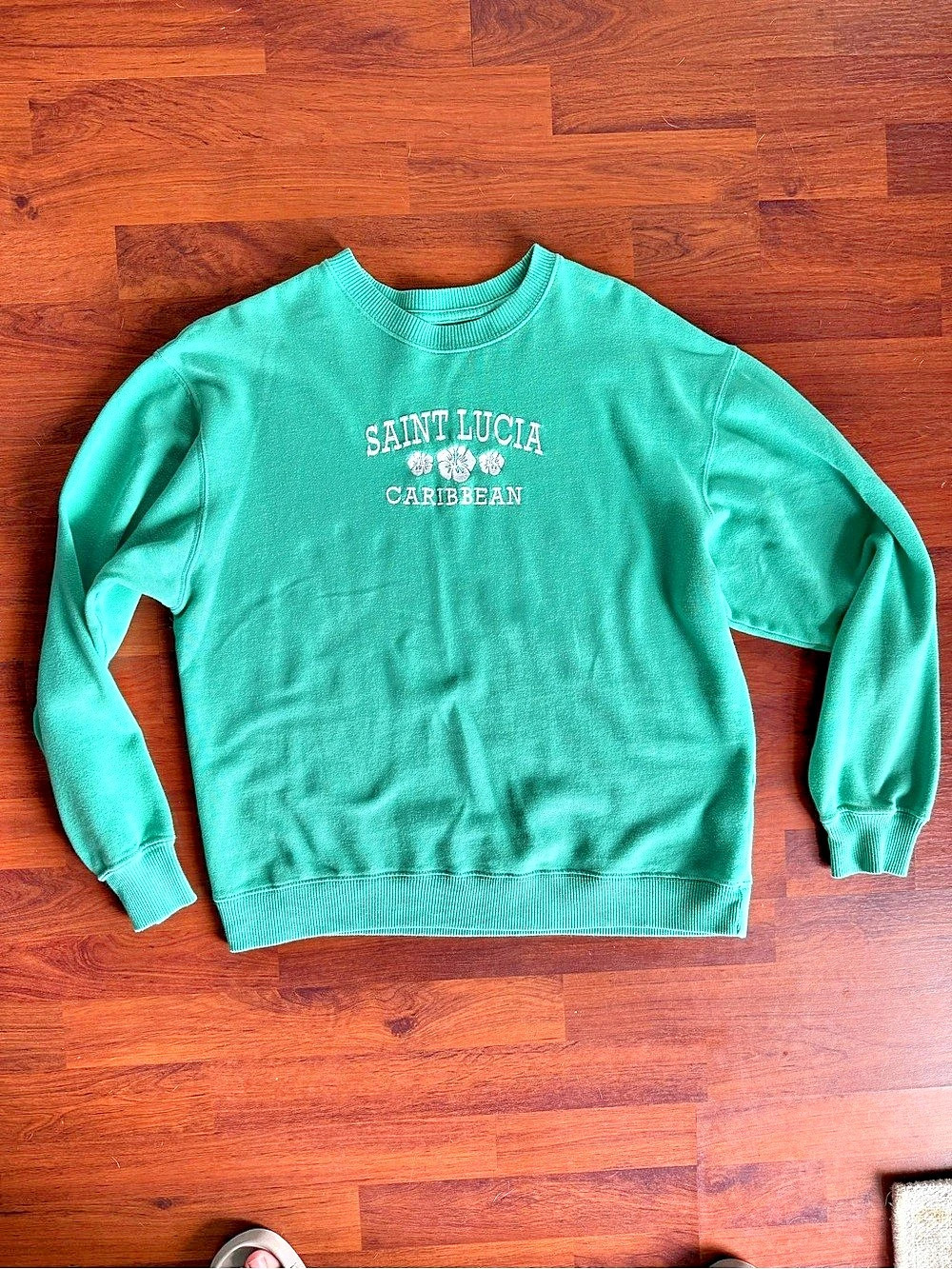 Hollister Saint Lucia Caribbean sweatshirt Green XS Crewneck Sweatshirt Slightly